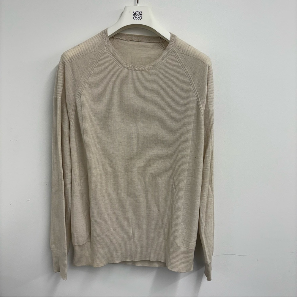 Belstaff England 100% Virgin Wool Ribbed Knit Sweater Beige Crewneck